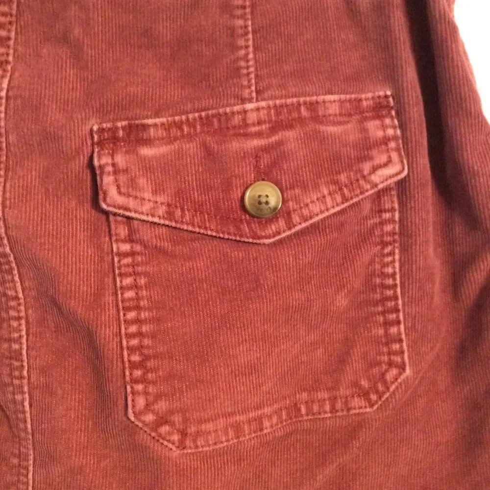 American Eagle Super stretch size 6 mini skirt corduroy look dark pink pockets